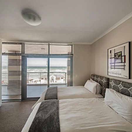 Surferscorner Self Catering Apartments Muizenberg Exterior foto