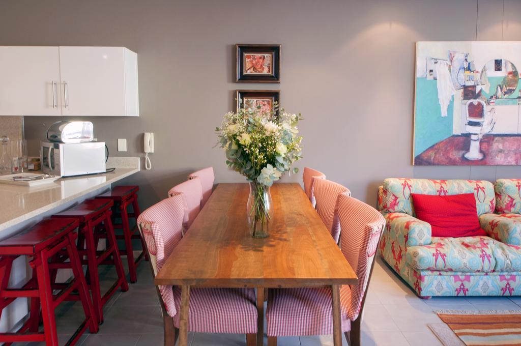 Surferscorner Self Catering Apartments Muizenberg Quarto foto