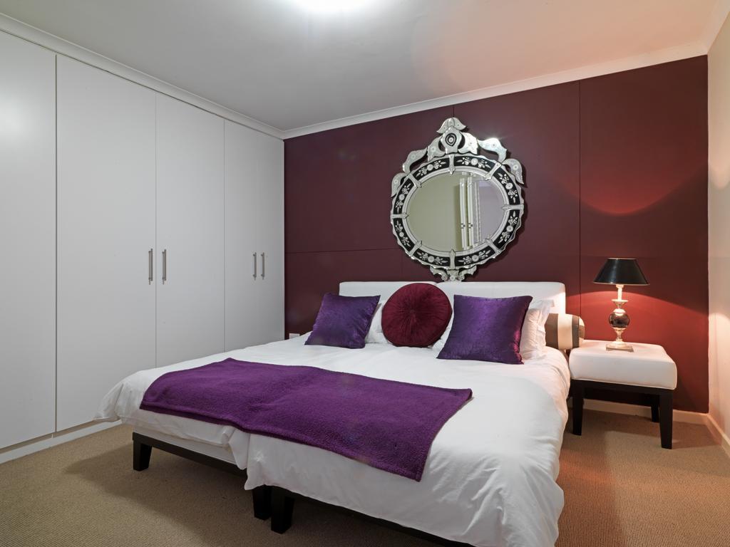 Surferscorner Self Catering Apartments Muizenberg Exterior foto