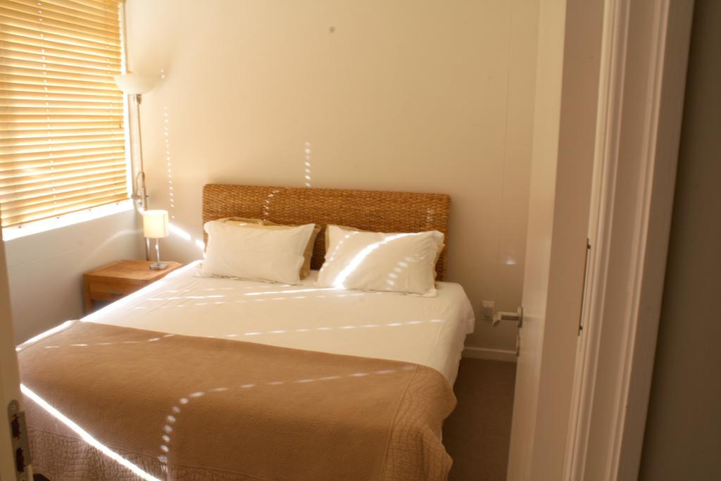 Surferscorner Self Catering Apartments Muizenberg Exterior foto