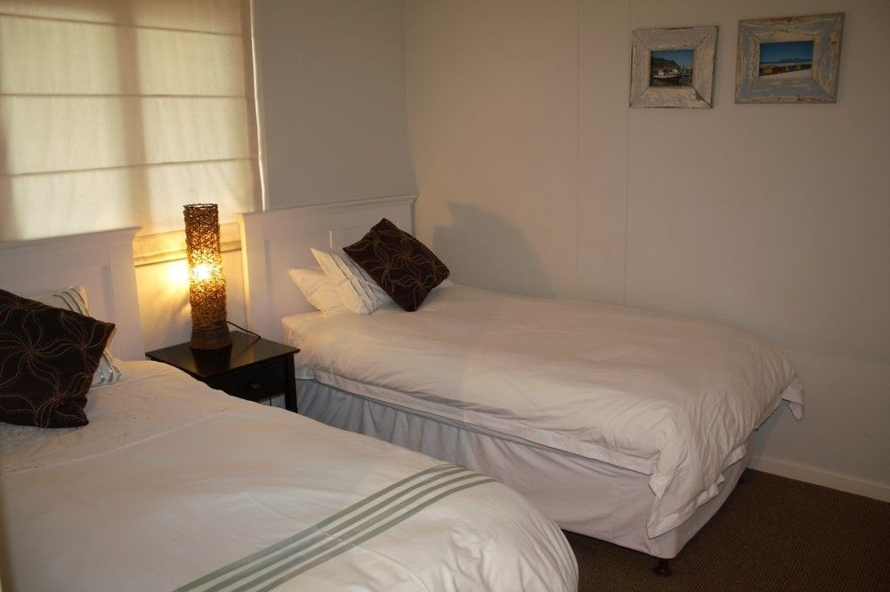 Surferscorner Self Catering Apartments Muizenberg Exterior foto